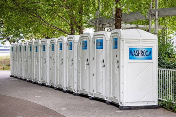 Best Portable restroom trailer rental  in New Haven, IN